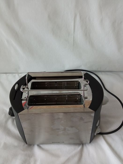 Тостер Polaris 0804