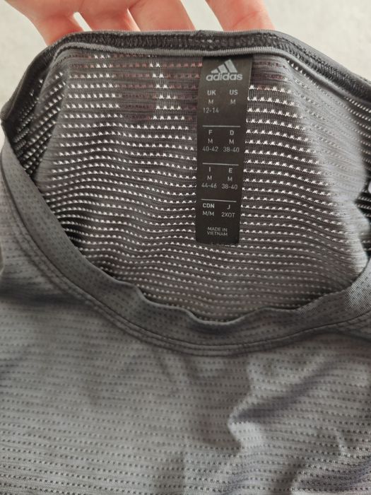 Футболка Adidas женская