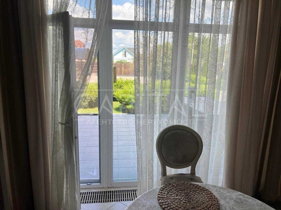 Затишний будинок біля Києва (Велика Олександрівка)