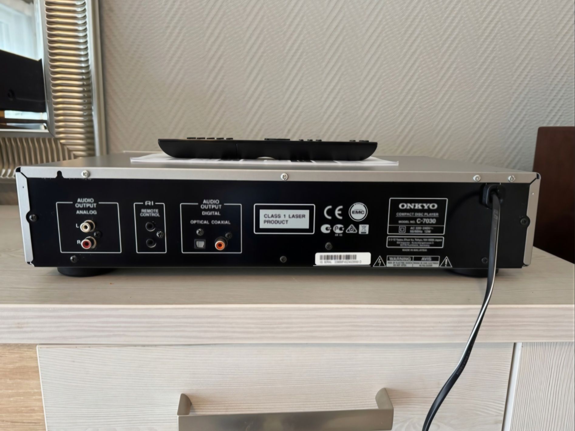 Odtwarzacz CD ONKYO C-7030