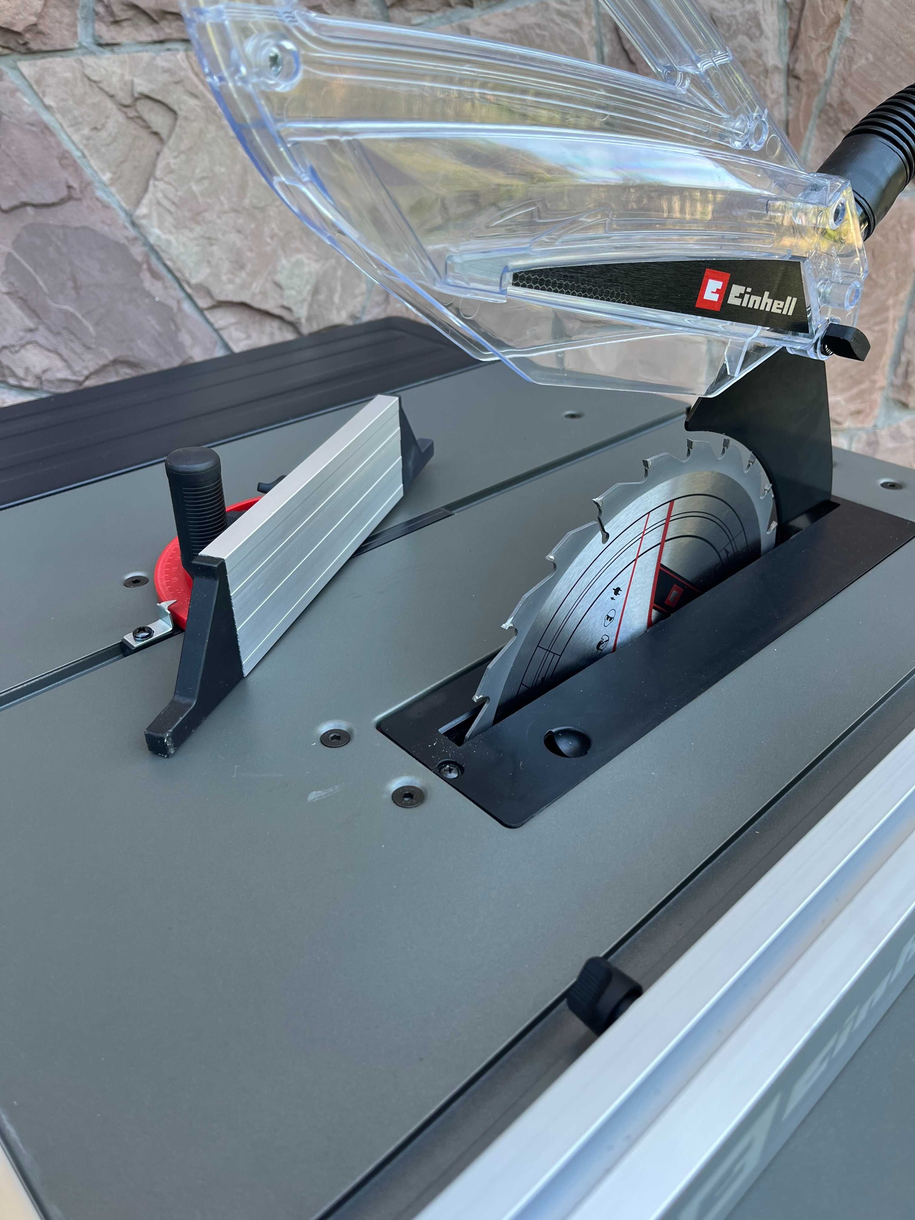 Верстат циркулярний Einhell TC-TS 2025/2 U TC-TS 2025/2 U