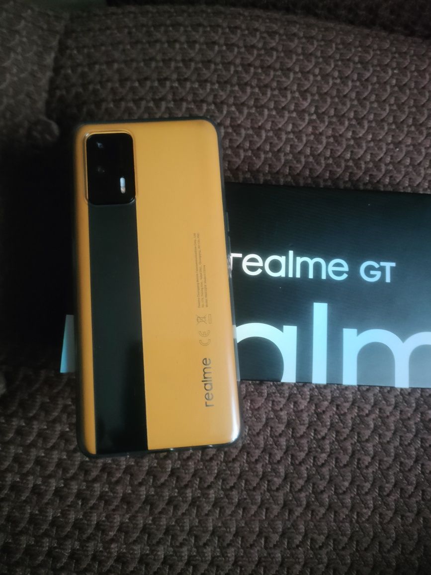Sprzedam Realme GT 5G Yellow Racing 24GB (12 +12)/256GB Dual SIM