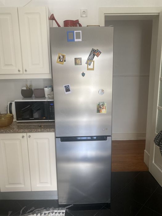 Frigorífico indesit dentro da garantia