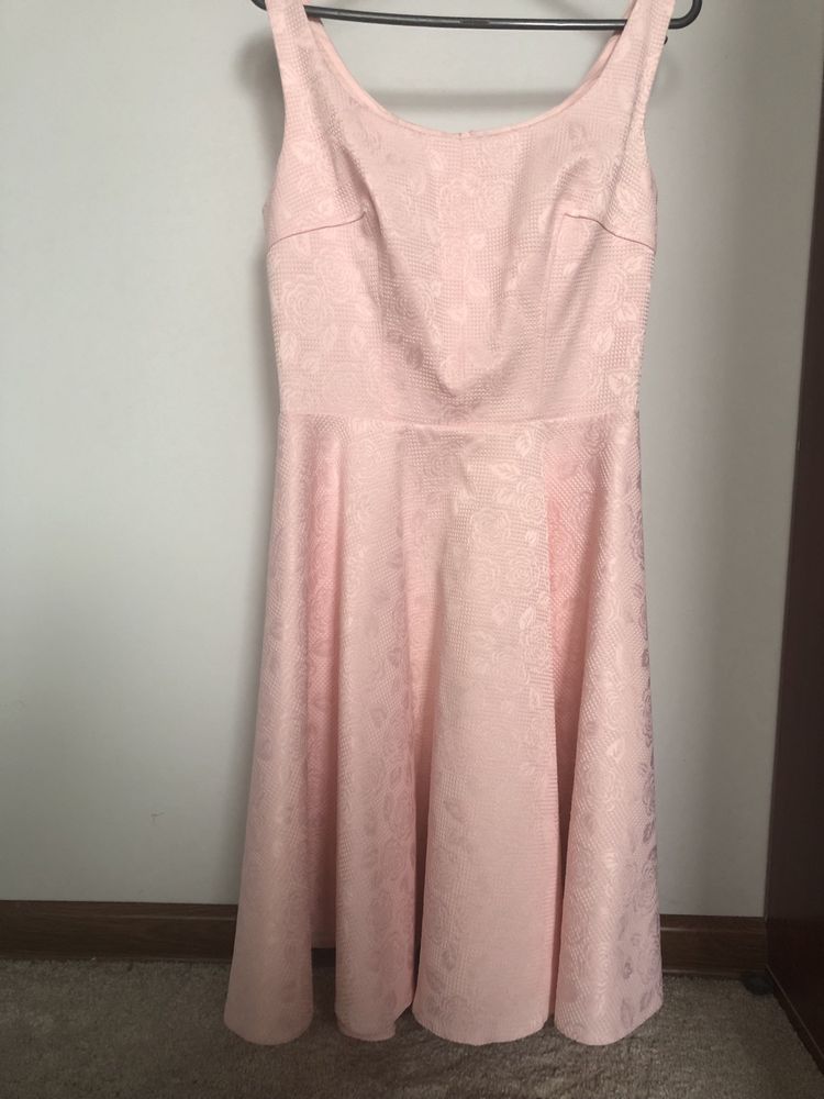 Sukienka S, długość 87 cm, pudrowy róż