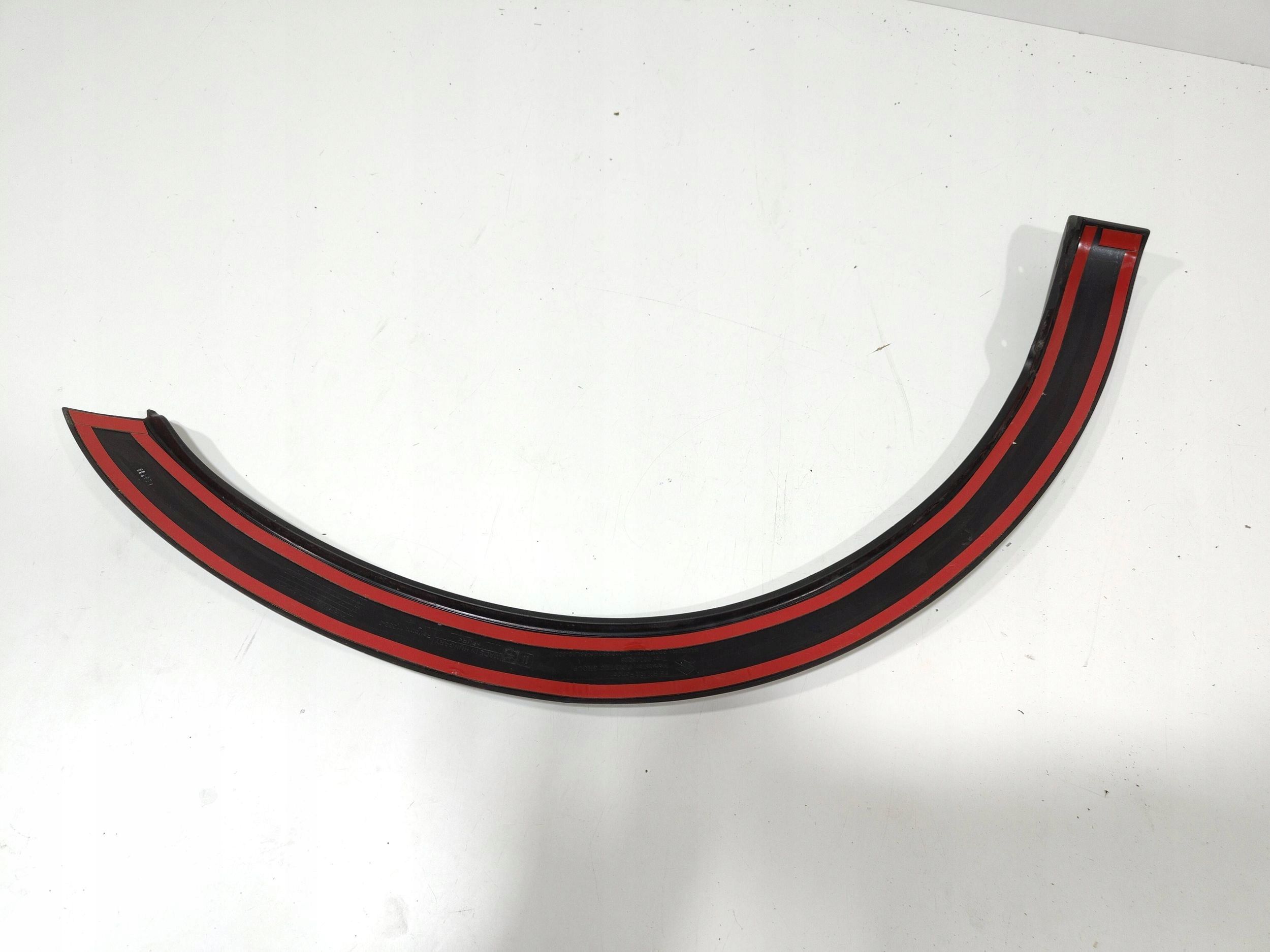 Suzuki swift ii Listwa błotnika Prawy przód 990E0-68L09-000