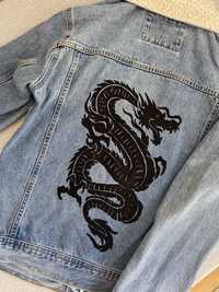 Kurtka jeansowa haftowana ręcznie custommade