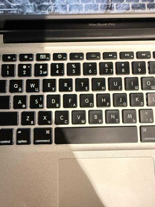 Ноутбук Macbook Pro 13 макбук бу