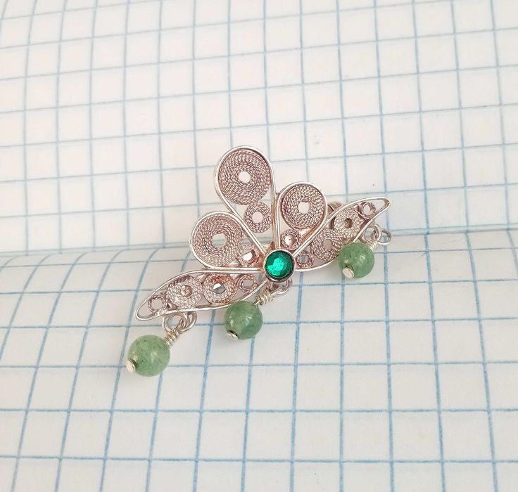 Брошка вінтажна, срібло, скань, 800 проба. Натуральні камні нефрит