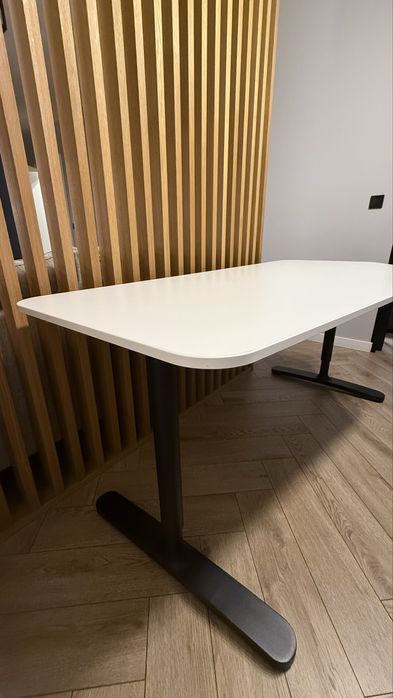 Biurko Ikea Bekant 160x80cm biały/czarny