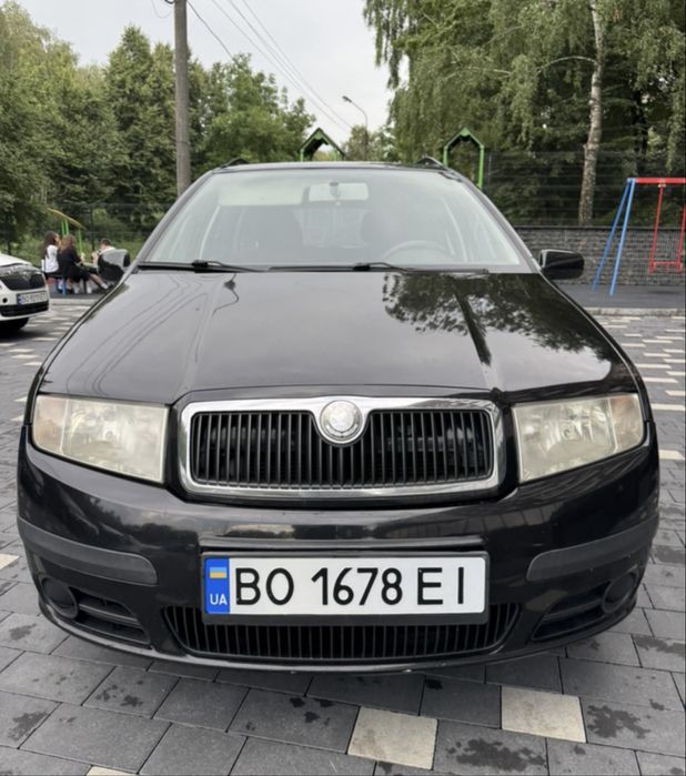 Шкода Фабія / Skoda Fabia 1.4 Газ / Бензин Універсал