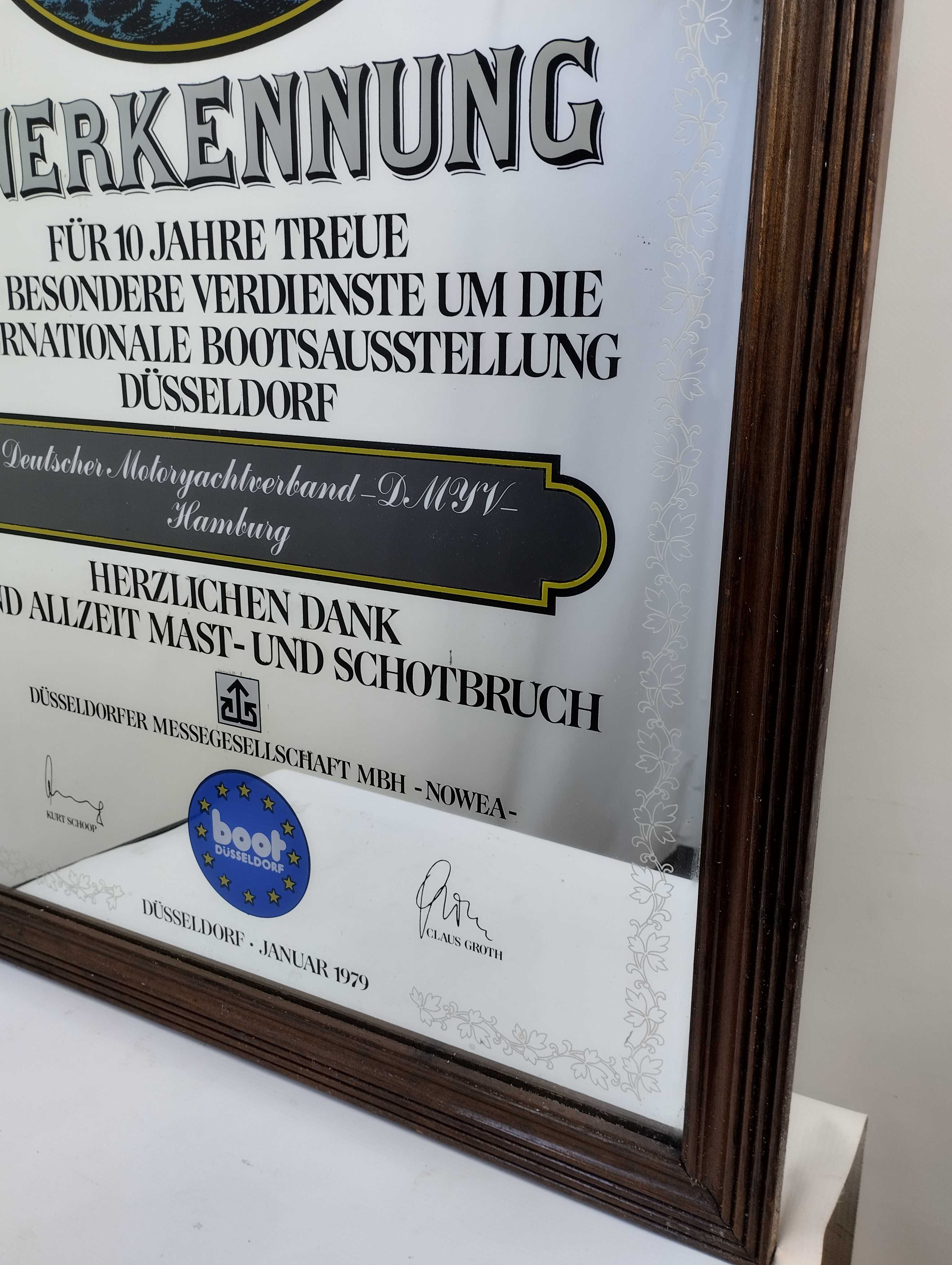 Stara Reklama na lustrze