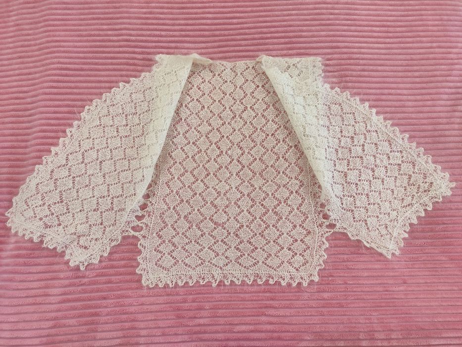 Ажурная пуховая желетка 48-50 р. Козий пух.