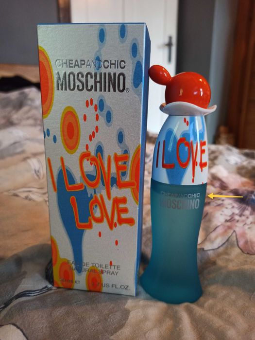 Woda toaletowa Moschino Cheap And Chic I Love Love