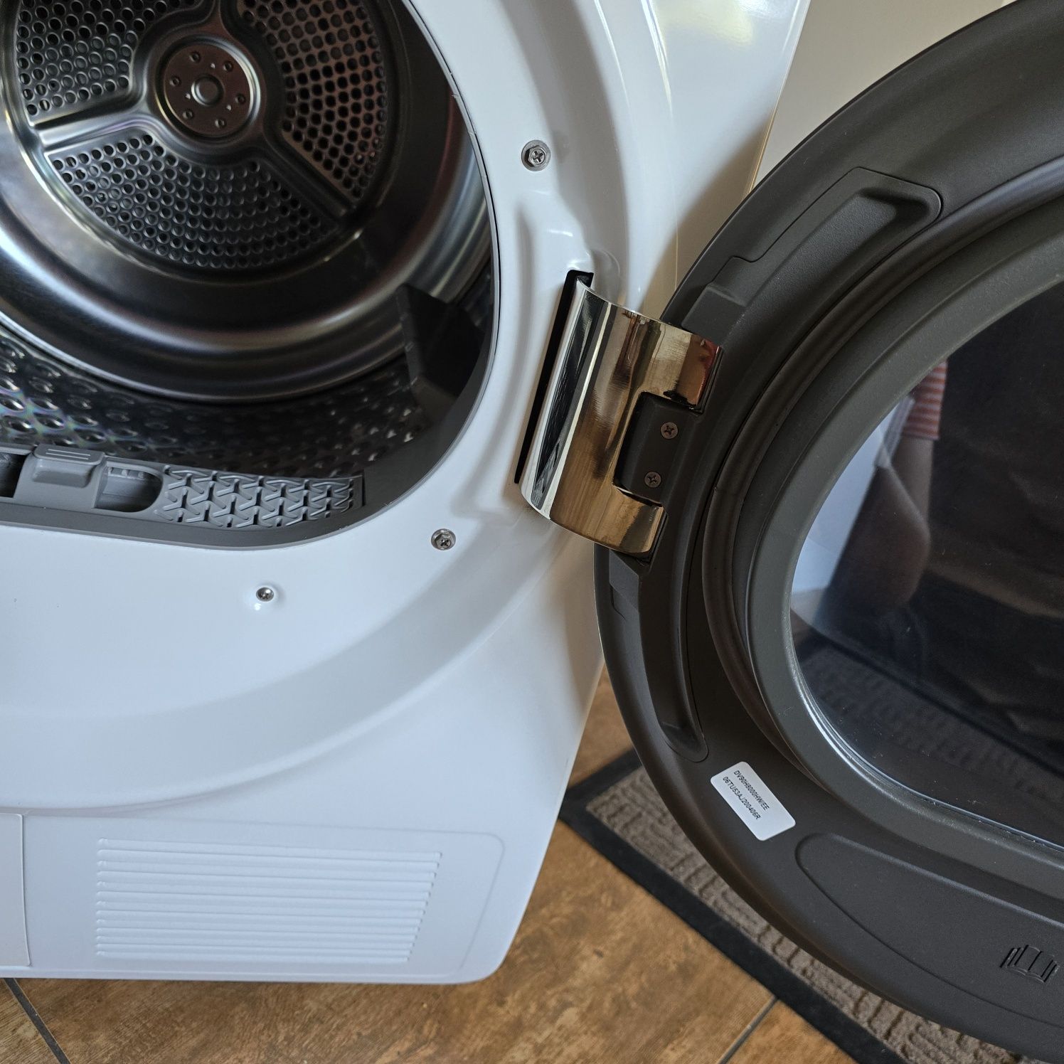 Suszarka kondensacyjna Samsung z pompą ciepła 9kg Smart Check kl A++