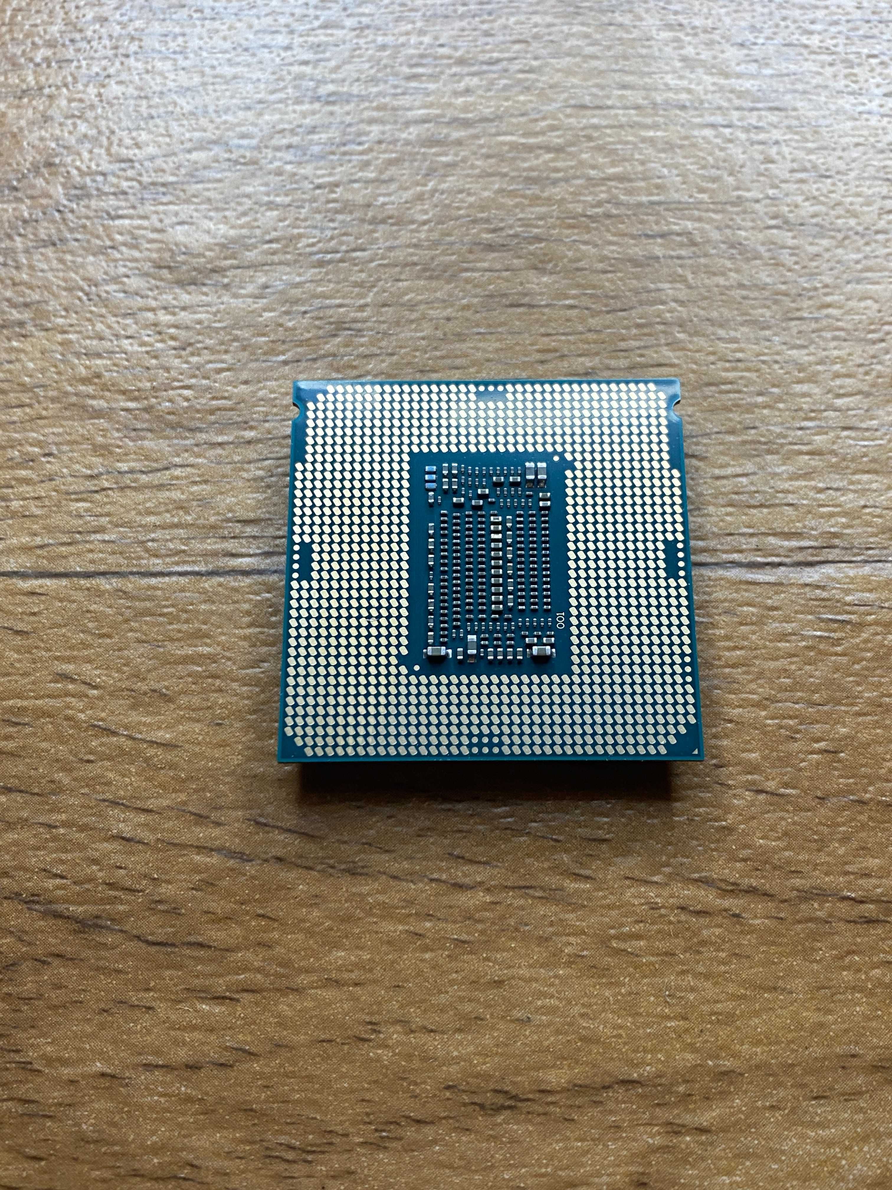 Процессор intel core i5 9500t 6 ядер 3.7 Ггц частота 35 ват 1151v2