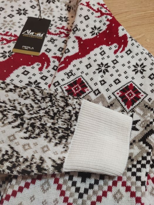 Новорічні светри з оленями