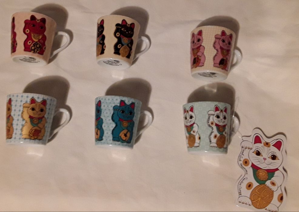 Conjunto 6 chávenas de café da Loja do Gato Preto, Maneki-neko, novo!