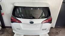 Klapa tylna Toyota RAV4 15/18 po lifcie lakier 040