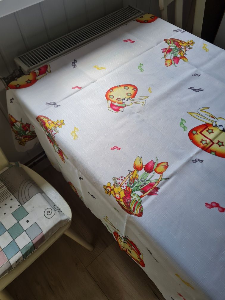 Obrus serweta serwetka bieżnik na stół  wielkanoc świąteczny biały