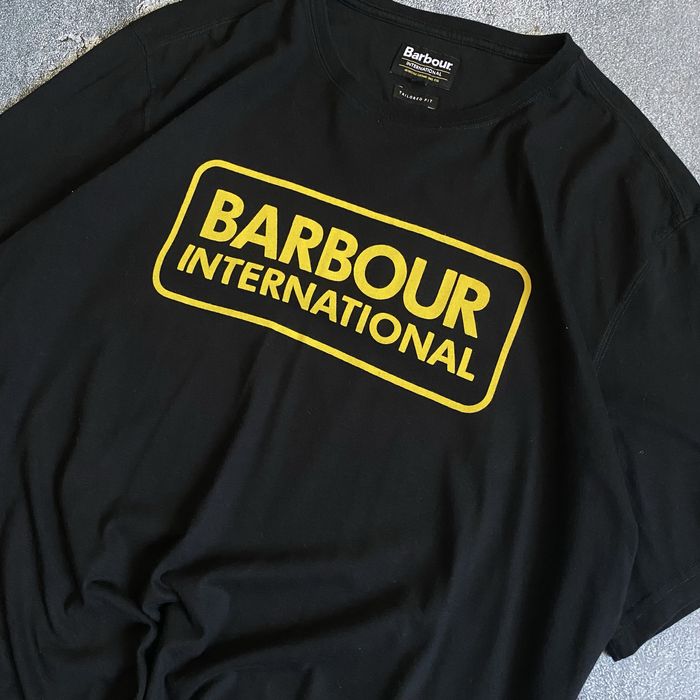Футболка чоловіча від barbour international BIG center logo чорна