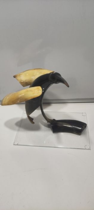 Pássaro decorativo em osso