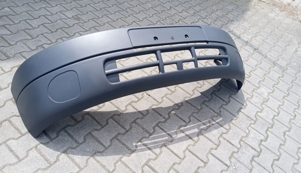 Renault Mascott zderzak Nowy
