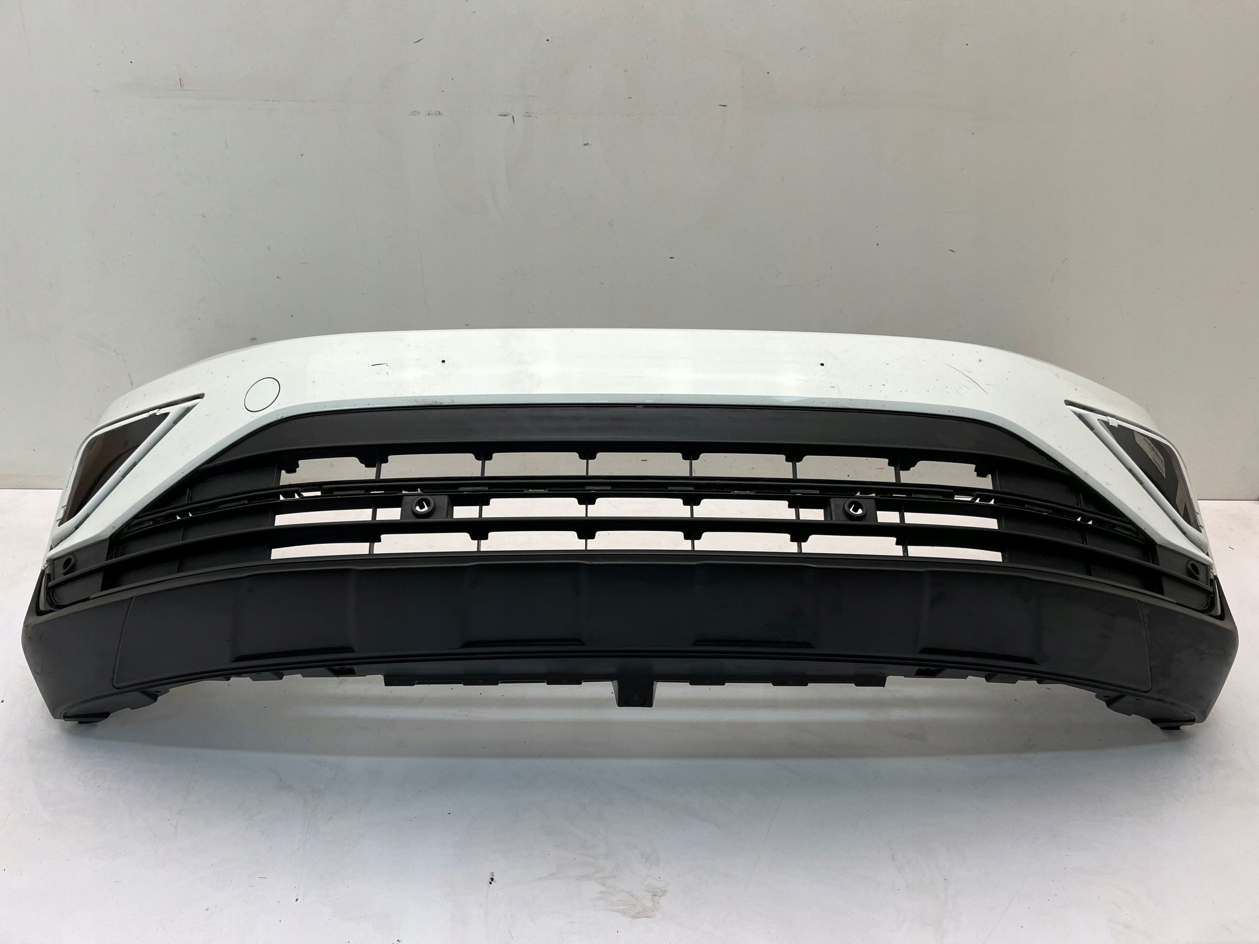 VW Tiguan II 5NA Lift Zderzak Przedni przód 4xPDC 21