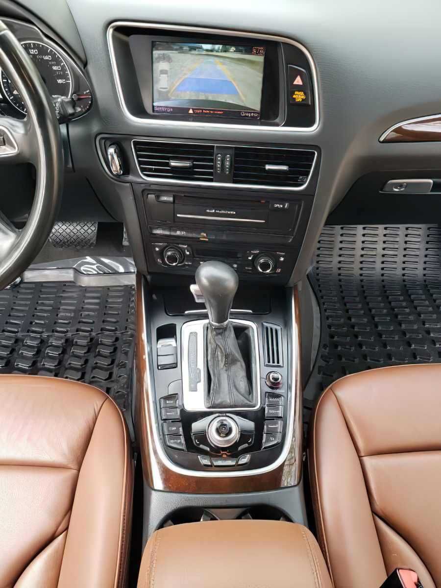 2012 Audi Q5 2.0T quattro Premium Plus