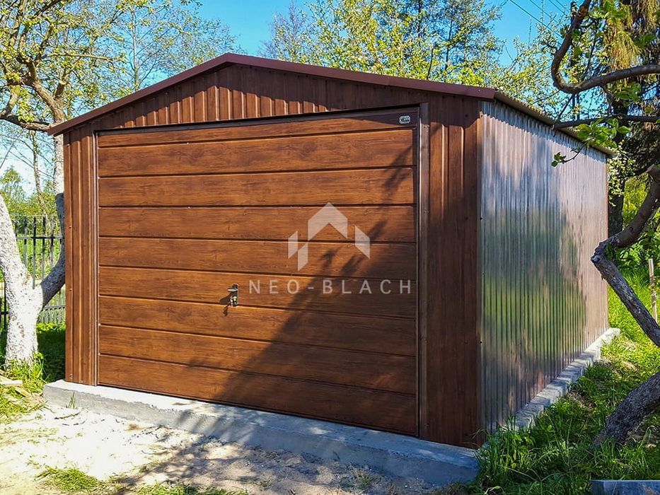 Garaż Blaszany 3,5X5M Brama - Drewnopodobny Dach Dwuspadowy Nb118