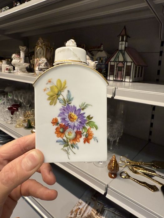 Porcelanowy pojemnik Furstenberg na herbatę dekoracja kwiaty 805