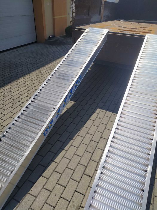 Najazdy aluminiowe / Komplet 2,5m-5m do 13t, faktura, znak CE, dostawa