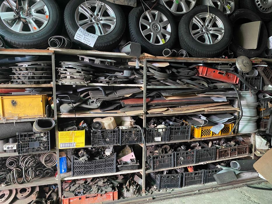 оптика  для фольксвагена т 5  \ 6