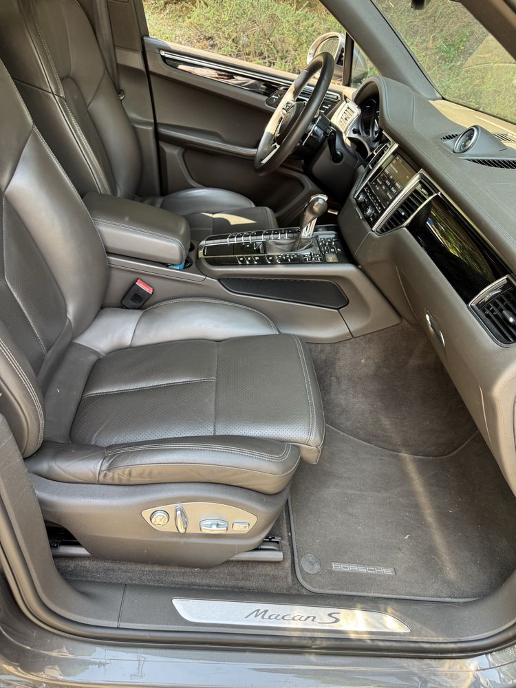 Porsche macan 3.0 diesel pack gts original
