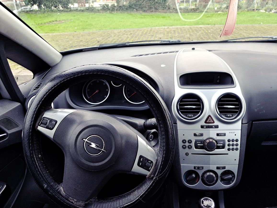 Opel Corsa D 1.3 cdti