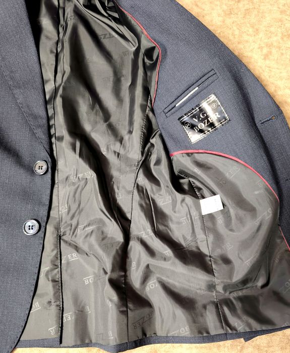 Отдам пиджак+жилетку детскую