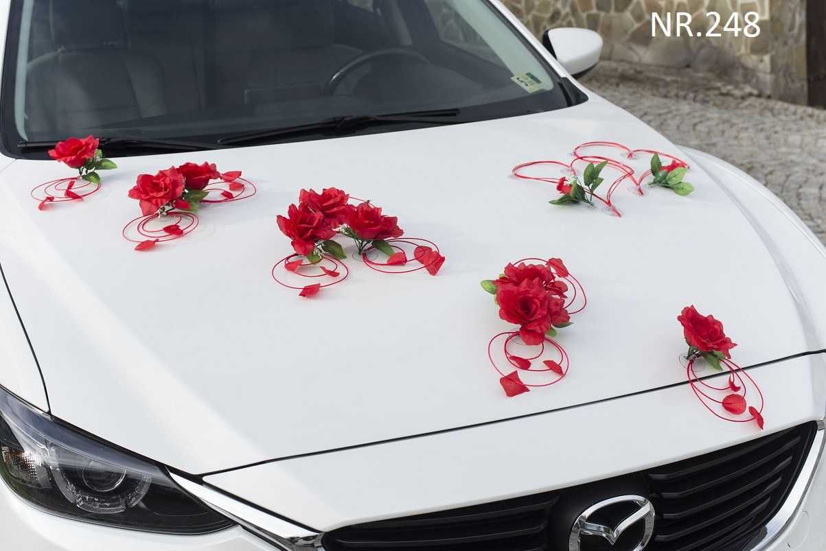 Czerwona ozdoba dekoracja na samochód do ślubu. Stroik.KOLORY 248