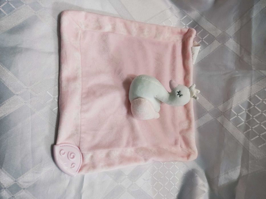 Pluszowa przytulanka z gryzakiem, tuliś dla dziewczynki