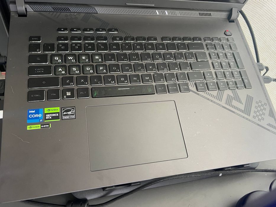 Laptop ASUS ROG Strix G18 (G814JV)