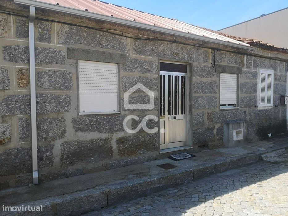 Moradia T1 em Selho São Cristóvão - Guimarães