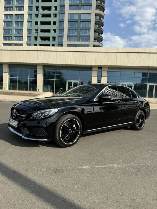 Mercedes C300 4Matic 2017 (89 тыс)