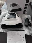 Lampa do paznokci SUN X16 MAX o mocy 320 watt.