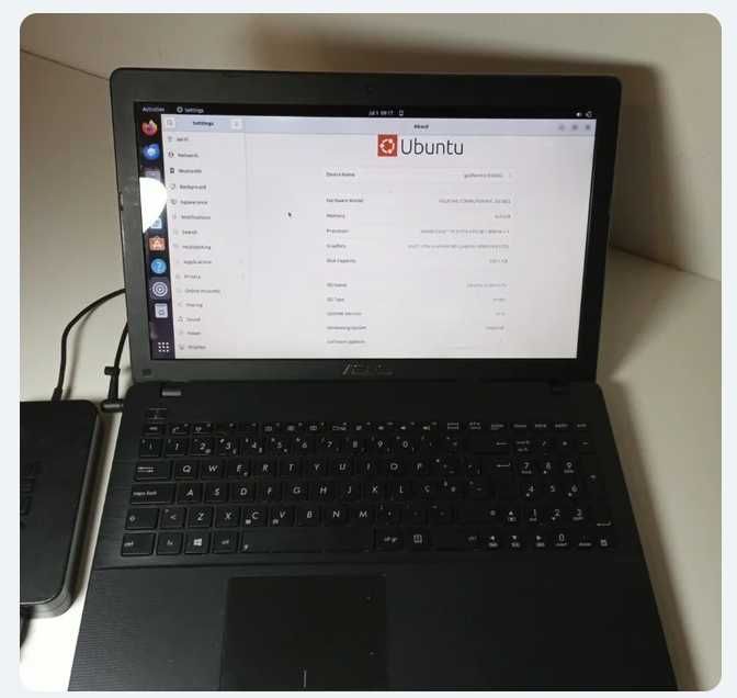 Asus X550CL i3 - Portátil Preto