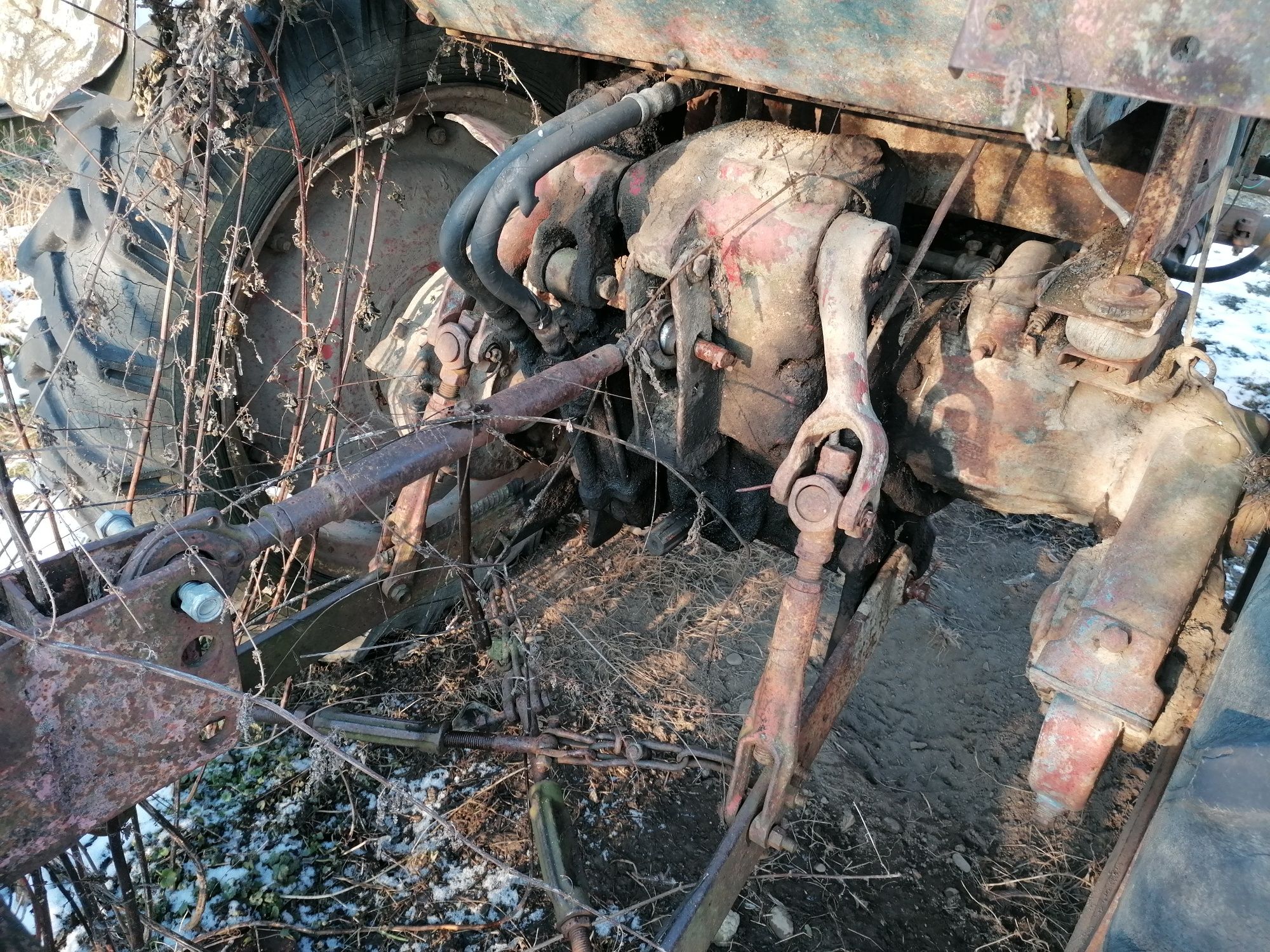 Трактор Т-25,  граблі, коса і прицеп