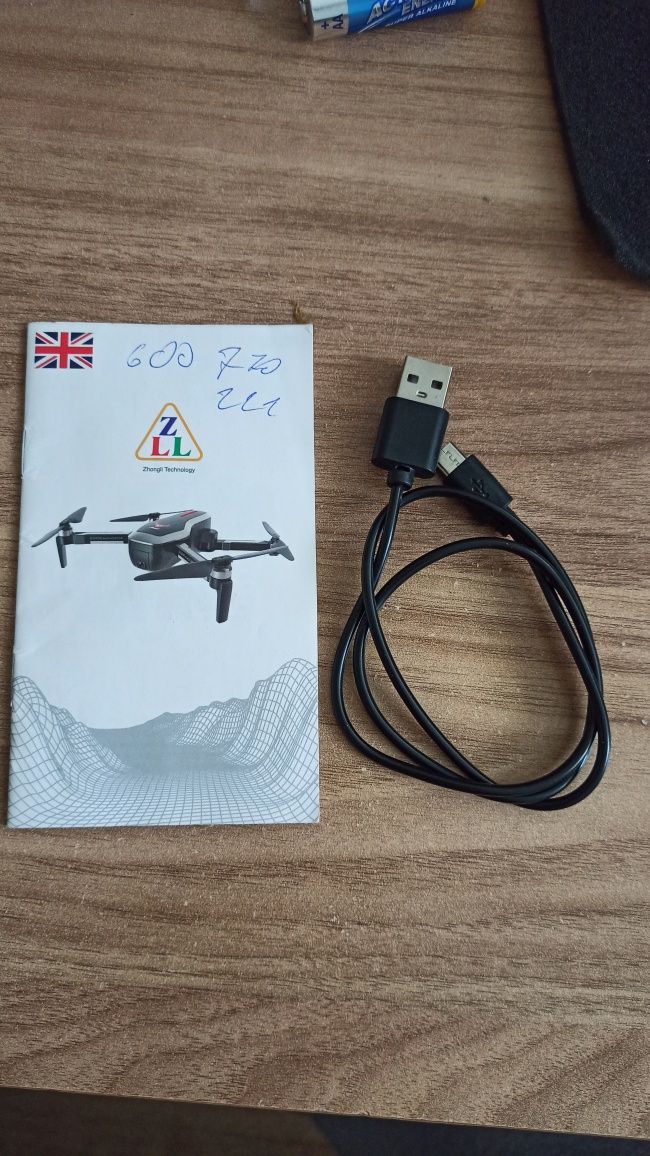 Dron beast sg906 z kamerą