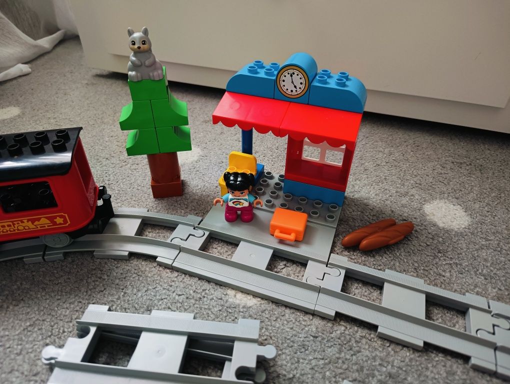 LEGO Duplo pociąg parowy 10874 + dodatkowe tory 10882