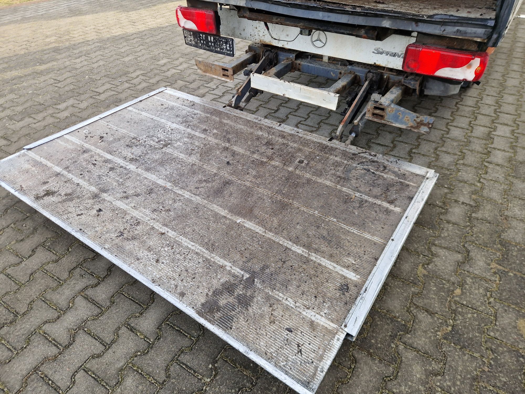 Winda załadowcza ZEPRO 750kg sprinter crafter