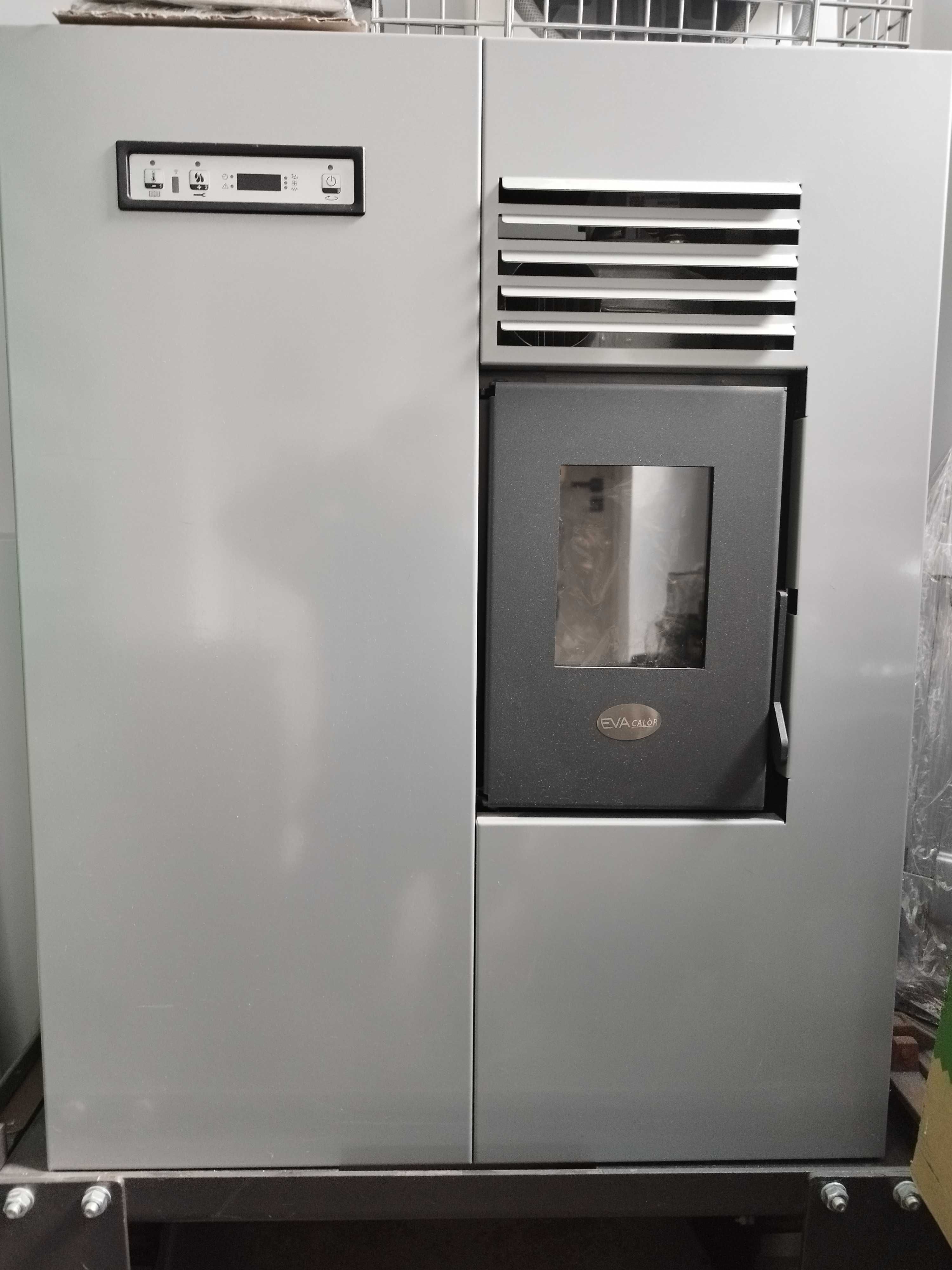Piec wolnostojący na pellet Matilde Evacalor 4,5 kW