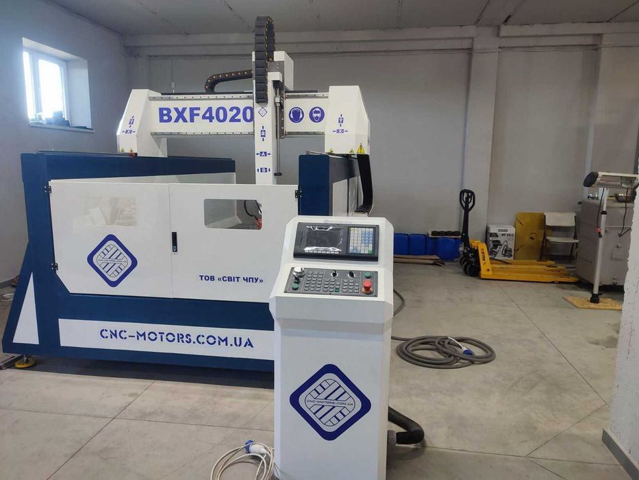 Верстат з ЧПУ ЧПК CNC фрезер, 5ти осьовий, п'ять осей