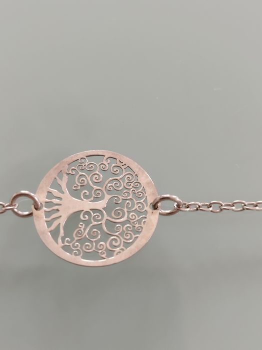 linda pulseira em prata com a árvore da vida