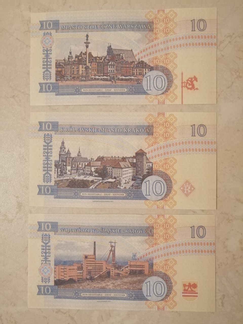 Banknoty kolekcjonerskie.